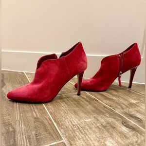 Stunning Red Suede White House Black Market Women’s Booties